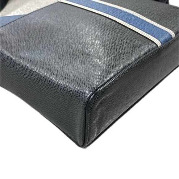 Louis Vuitton Taiga Messenger Bag Anton Ardoise Leather Quiet Luxury - Picture 6 of 15